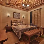 Hotel Caravanserai