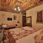 Caravanserai 3*