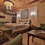 Caravanserai 3*