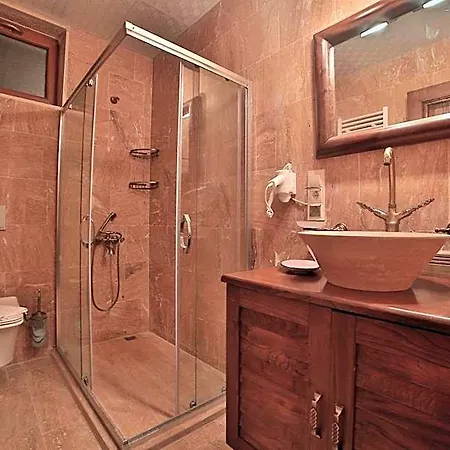 Caravanserai 3*
