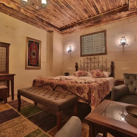 Caravanserai 3* Γκόρεμε