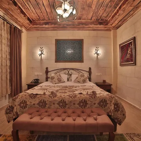 Caravanserai 3* Γκόρεμε