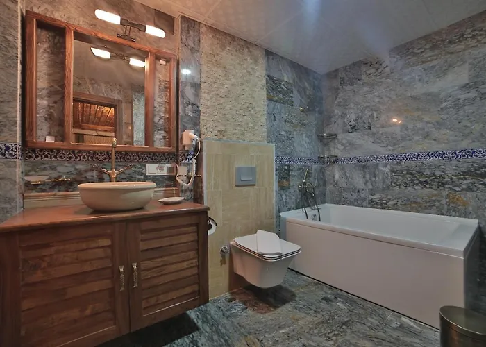 Caravanserai 3* Γκόρεμε